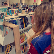 Ellu⋆ ˚｡⋆୨୧˚