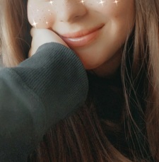 Hannah (⁠◡⁠ ⁠ω⁠ ⁠◡⁠)