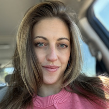 Rachel Renee 📚📱🎧