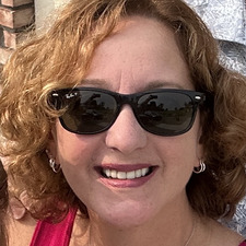 Sue Tirone
