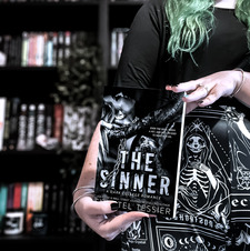 Bec (paperbackparamour)