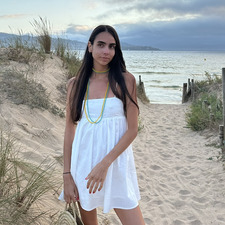 Reading Paradise Andrea