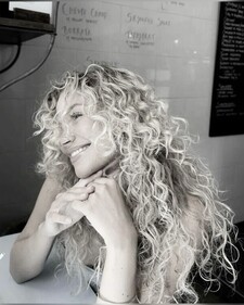 _.chaosandcaffeine._