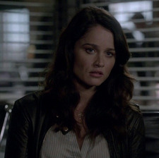 cami is in a reading slump