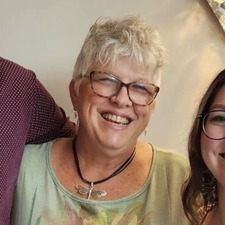 Gail M Rice