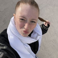 Julie Rayer