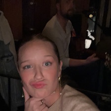 Lára Róbertsdóttir