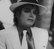 Smooth Moonwalker