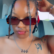 readwithmo &#x1fab4;&#x1f344;&#x1f308;