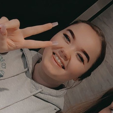 Sarah 