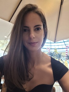 Fernanda Dias