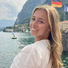 Chloe Scott