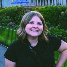 Hollie Lyons