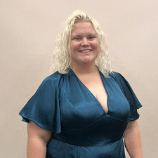 Deandra Peach
