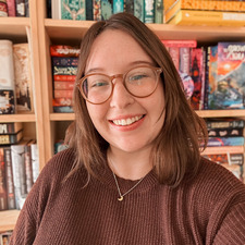 ♡ naomi with a novel ♡