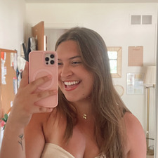ellie k