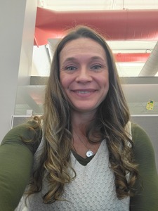 Sara McElhinny