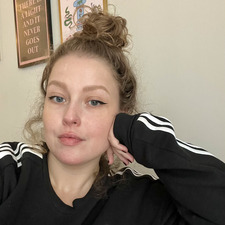 Simone