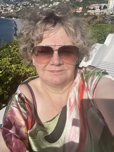 Vicki