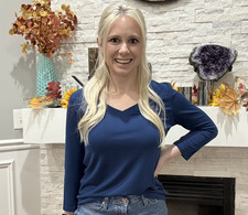 Danielle (The Blonde Likes Books)