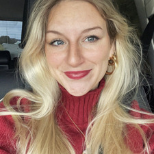 Aimee Azar