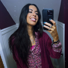 Lizz Perry