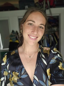 Holly Schnader