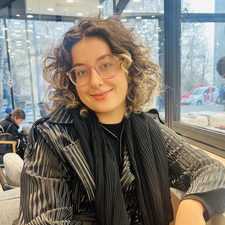 Aynaz Solati