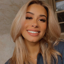 Angela 