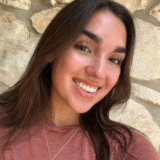 Julia Castillo
