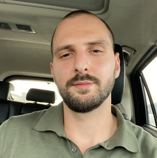 Adrian Avr.