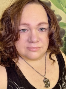 •EII!E• aka Lacey Alondra 