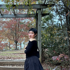 Ashley (ashleyOutpaged)