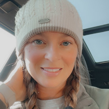 Lindsay Leedle