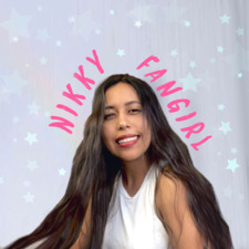 Nikky Fangirl