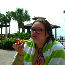 ♡⊹˚₊ Haley ₊˚⊹♡