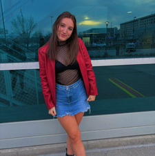 Amelia DeVries
