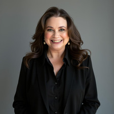 Donna Hoskins