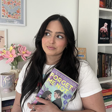 Nela (whatnelareads)