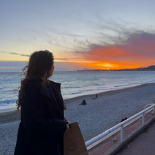 Inès