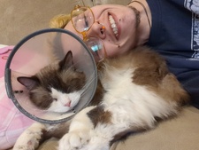 Charlie (⁠｡⁠♡⁠‿⁠♡⁠｡⁠)