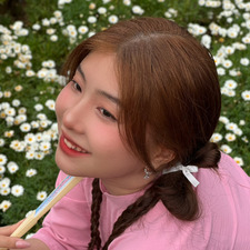 Lucy Nguyễn