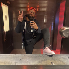 Carlton G