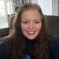 Stephanie Roach