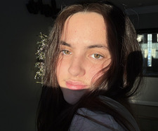 Mia Davis