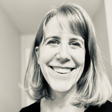 Liz Elliott