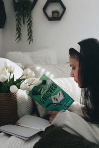 CristiinaReads୨ৎ