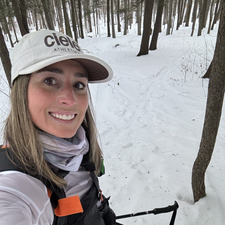 Reader Floriane Chevenon