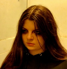 **+*Alice (⊙_⊙)**+*