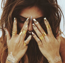 Sорніе М ⟢ ྀ